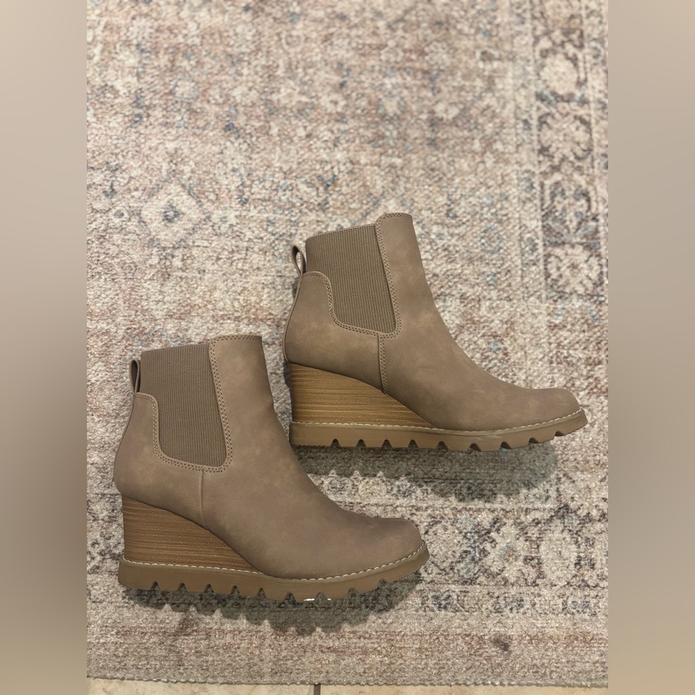 Universal Thread Linda wedge boot - Picture 6 of 6